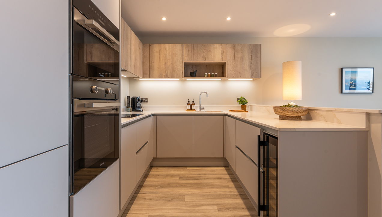 Echo Beach interior - Kitchen